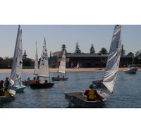 Georges River 16 Ft Sailing Club - Hotel Accommodation