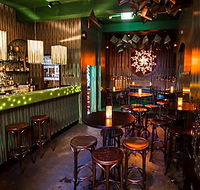 New Gold Mountain - Hotel Accommodation