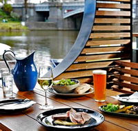 Pilgrim Bar - Hotel Accommodation