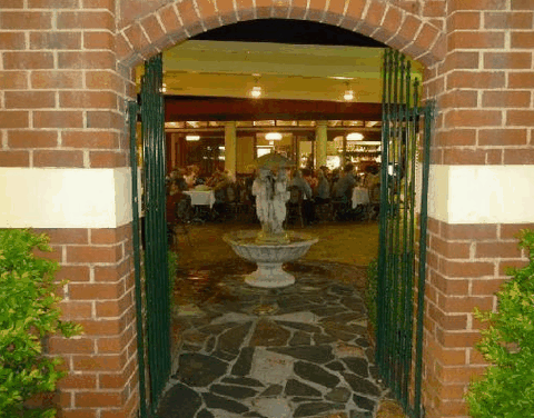 LaVida Bar And Restaurant - Hotel Accommodation 0