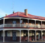 Brookton Club Hotel - Hotel Accommodation