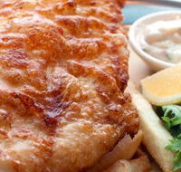 Blue Fish Seafood Restaurant - Hotel Accommodation