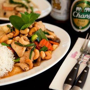 Eagle Thai - Hotel Accommodation 0