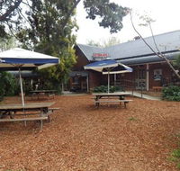 Victoria Hotel - Hotel Accommodation