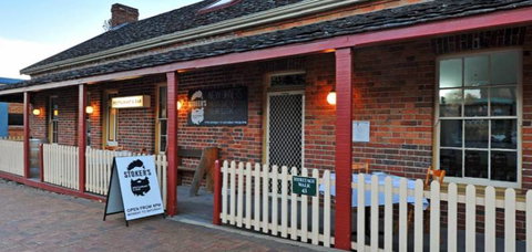 Stokers Restaurant & Bar - Hotel Accommodation 2