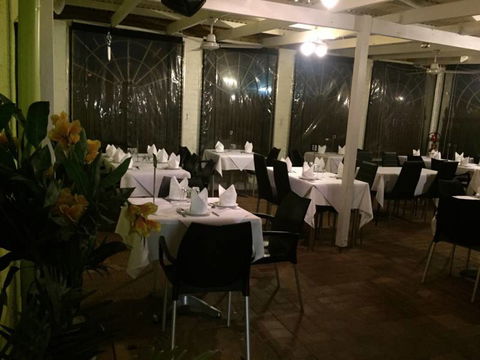 Aromas Of India Restaurant - Hotel Accommodation 5