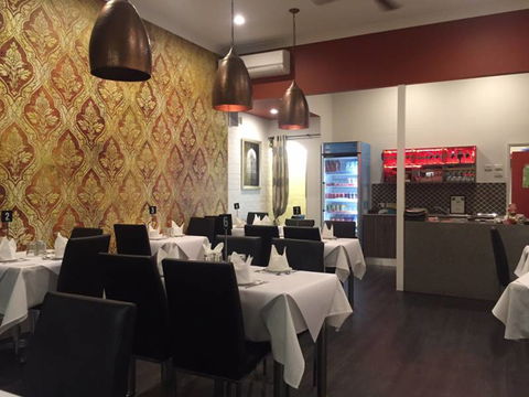 Aromas Of India Restaurant - Hotel Accommodation 6