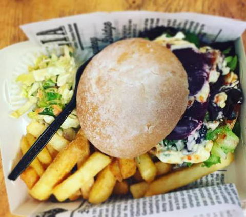 Edison’s Burger Bar - Hotel Accommodation 3