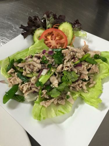 Num Whan Thai Restaurant - Hotel Accommodation 3