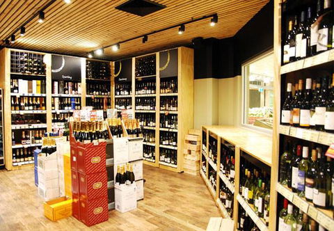 Vintage Cellars - Hotel Accommodation 4