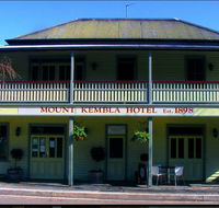 Mount Kembla Village Hotel - Hotel Accommodation