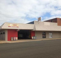 East End Hotel - Hotel Accommodation
