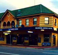 Queens Arms Hotel - Hotel Accommodation