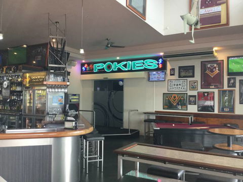 Sails Sports Bar - Hotel Accommodation 5