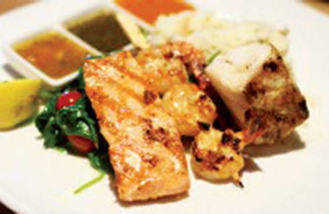 Pacific Palms Bowling Club Ltd - Hotel Accommodation 1