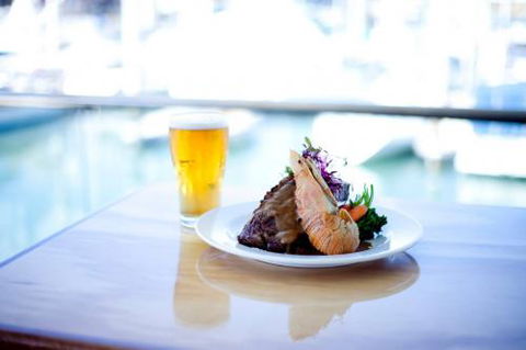 Townsville Yacht Club - Hotel Accommodation 1