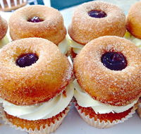 Heaven Leigh Cupcakes - Hotel Accommodation