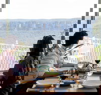 Christmas Day Lunch at The Lookout Echo Point - Hotel Accommodation