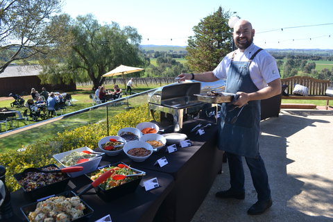Daddy's Day Out At Borambola Wines By The Roundabout Restaurant - Hotel Accommodation 0