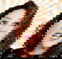 Julia Morris Im Not Even Joking - Hotel Accommodation