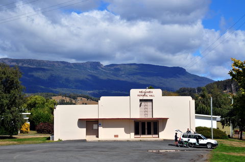 Mole Creek Market - Hotel Accommodation 0