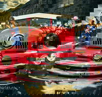 Aussie Rock Show The Retro Girls Club Boutique Hotel - Hotel Accommodation