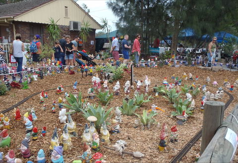 Australia Day With The Australian Gnome Convention Glenbrook - Hotel Accommodation 1
