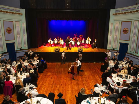 Australian Art Deco Festival Leeton - Hotel Accommodation 0