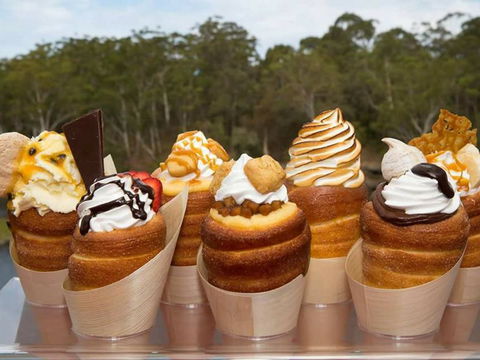 Gosford Night Markets - Hotel Accommodation 1