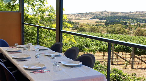 New Years Day -  Dine In The Vines With Music At Contentious Character - Hotel Accommodation 0