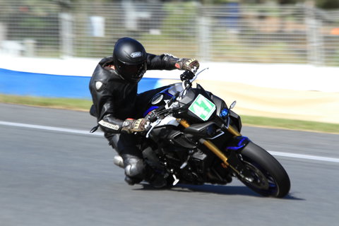QR Moto Ride Days At Queensland Raceways! - Hotel Accommodation 2
