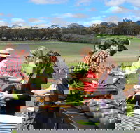 Stockmans Ridge Meets Smoking Brothers - Hotel Accommodation