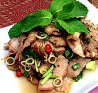 Lao-Thai Luammit Restaurant - Hotel Accommodation