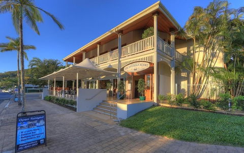 Sovereign Resort Hotel - Hotel Accommodation 0