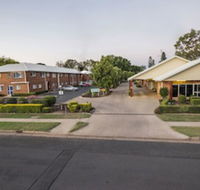 Emerald Maraboon Motor Inn - Hotel Accommodation