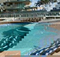 Beachfront Towers - Hotel Accommodation