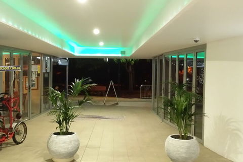 Scarborough Beach Resort - Hotel Accommodation 1