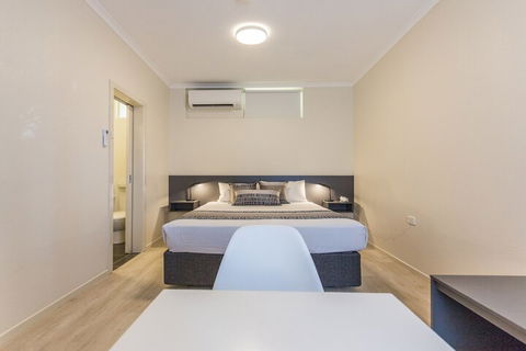 Dawson Motor Inn - Hotel Accommodation 7