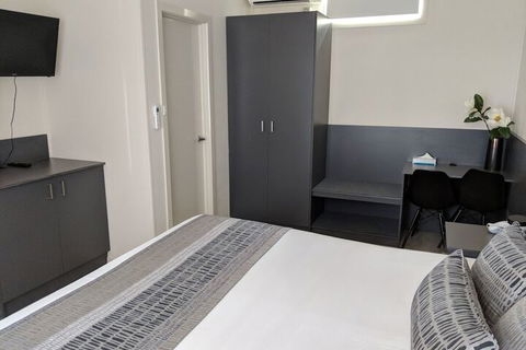 Dawson Motor Inn - Hotel Accommodation 5