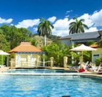 Aqualuna Beach Resort - Hotel Accommodation
