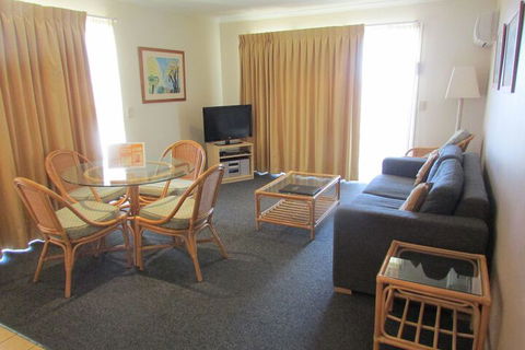 Aqualuna Beach Resort - Hotel Accommodation 6