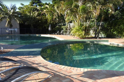 Aqualuna Beach Resort - Hotel Accommodation 4