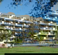 Sails Resort on Golden Beach - Hotel Accommodation