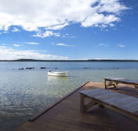 Eumarella Shores Noosa Lake Retreat - Hotel Accommodation