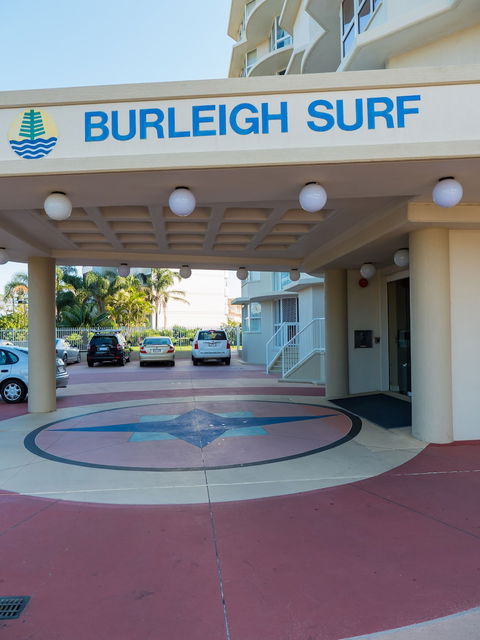 Burleigh Surf Apartments - Hotel Accommodation 0