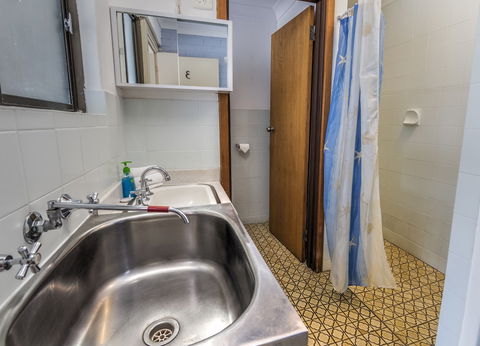 Emu Beach Chalets - Hotel Accommodation 5