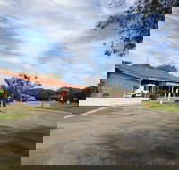 Emu Beach Chalets - Hotel Accommodation