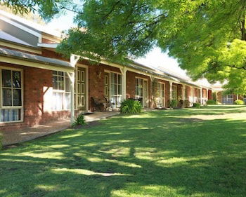 Mansfield Valley Motor Inn - Hotel Accommodation 0