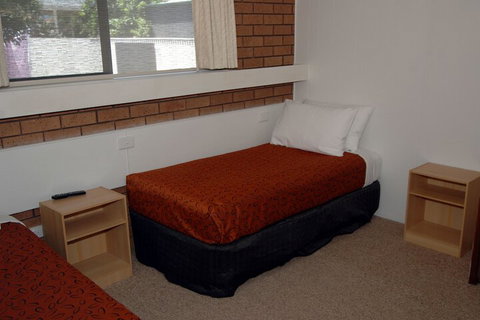 Motel Woongarra - Hotel Accommodation 6
