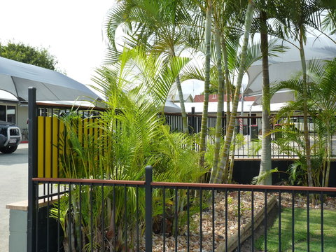 Caboolture Central Motor Inn, SureStay Collection By BW - Hotel Accommodation 2